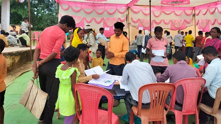 राज्य सरकार ने तत्काल लिया एक्शन, बालाघाट के दुर्गम स्थानों पर पहुंचीं मेडिकल टीमें, हजारों की बचाई जान