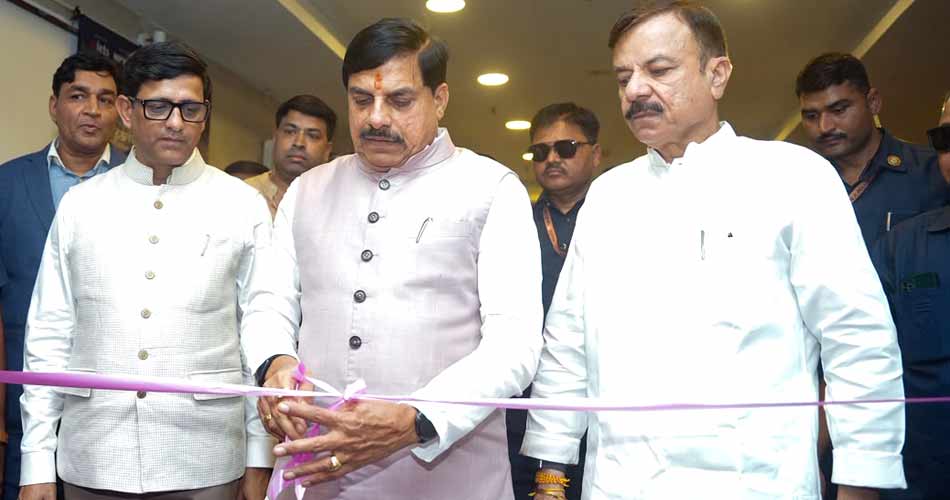 मुख्यमंत्री डॉ. यादव ने किया तकनीक, नवाचार और नवीन ट्रांसपोर्ट सिस्टम पर केन्द्रित प्रदर्शनी का शुभारंभ