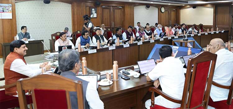 8,225 करोड़ से होगा एमपी का विकास, मुख्यमंत्री डॉ. मोहन यादव ने कई अहम फैसलों पर लगाई मुहर